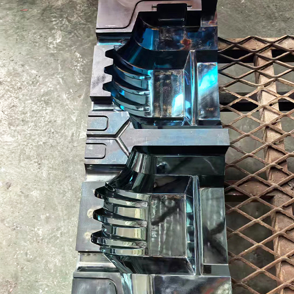  How does an APG machine improve production efficiency?